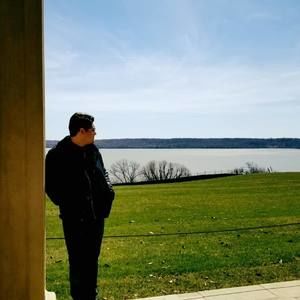 Meet your Posher, Marcos